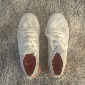 Nike Epic React Flyknit Running Shoes size 8